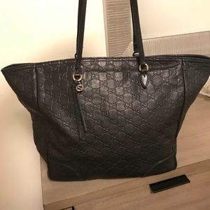 Gucci Tote**make offers on original post**